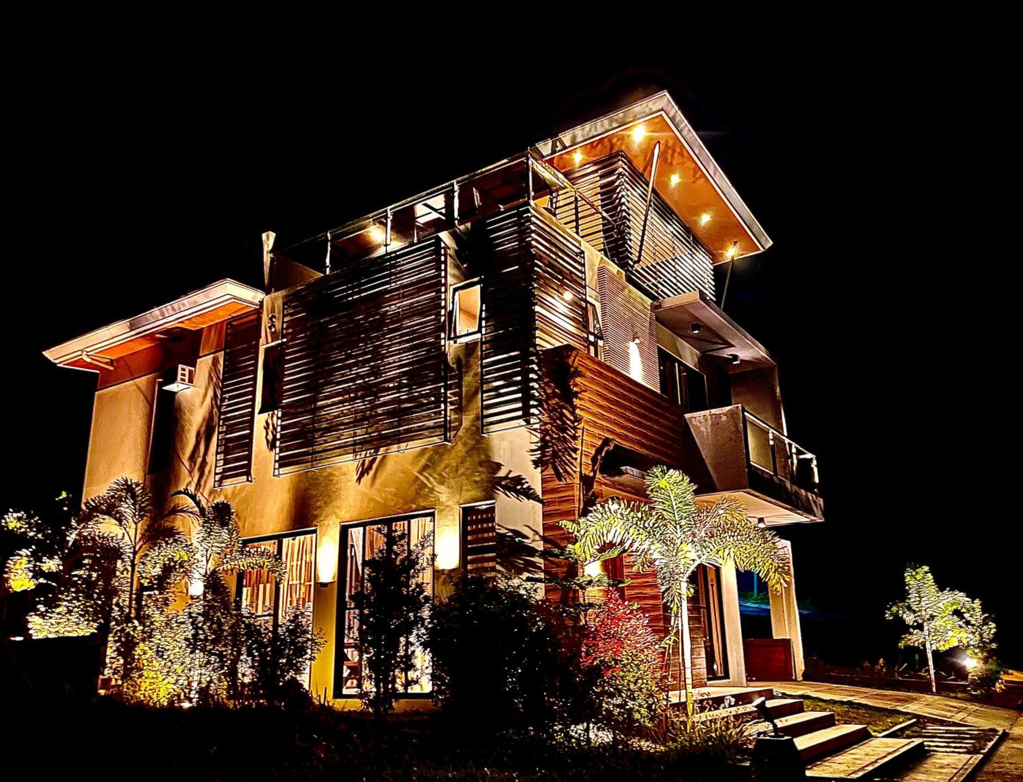 Overlooking Staycation At Sandari Batulao Tagaytay City Dış mekan fotoğraf